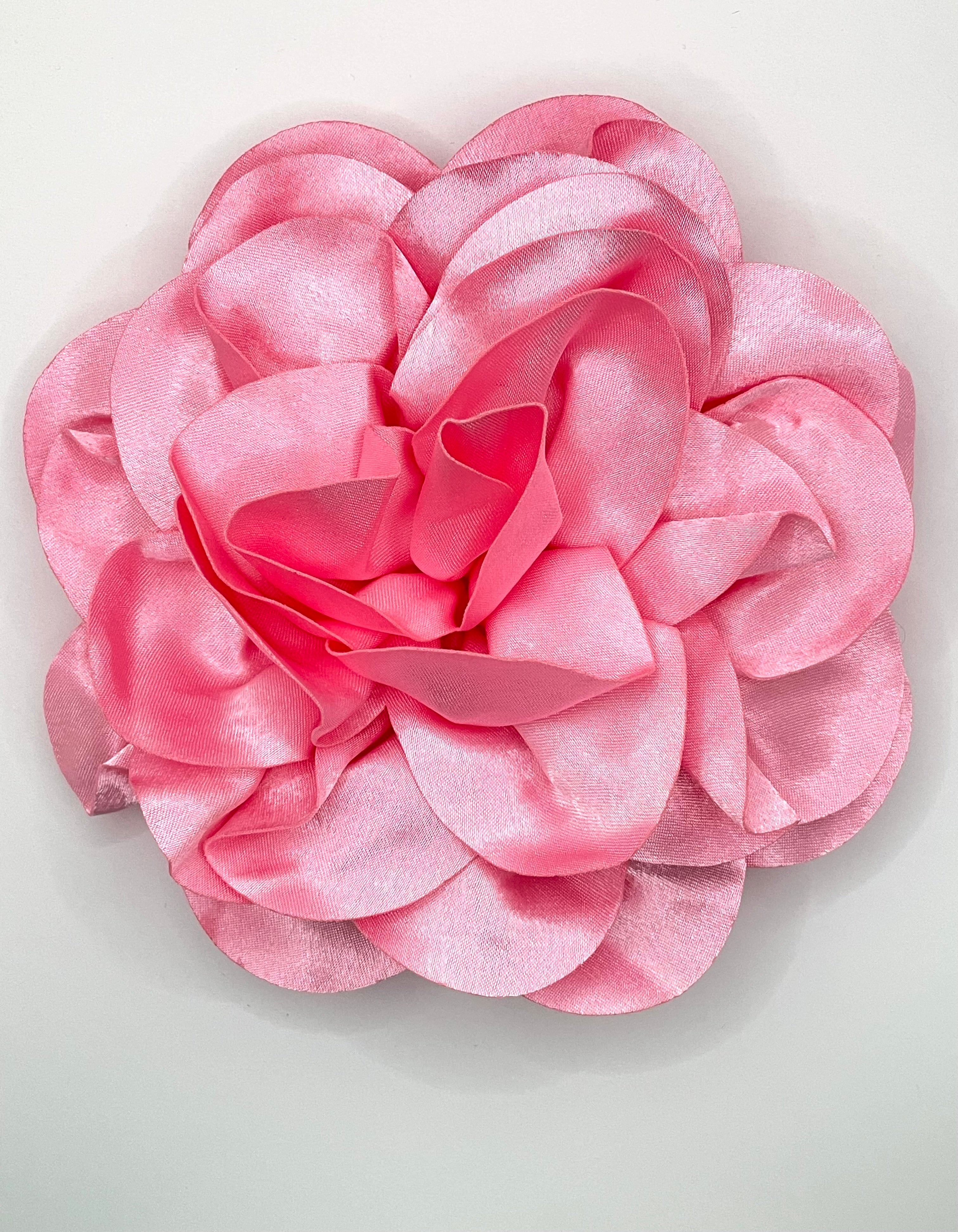 NOT SO PERFECT: Cebo Oversized Dusty Pink Blooming Rose Brooch