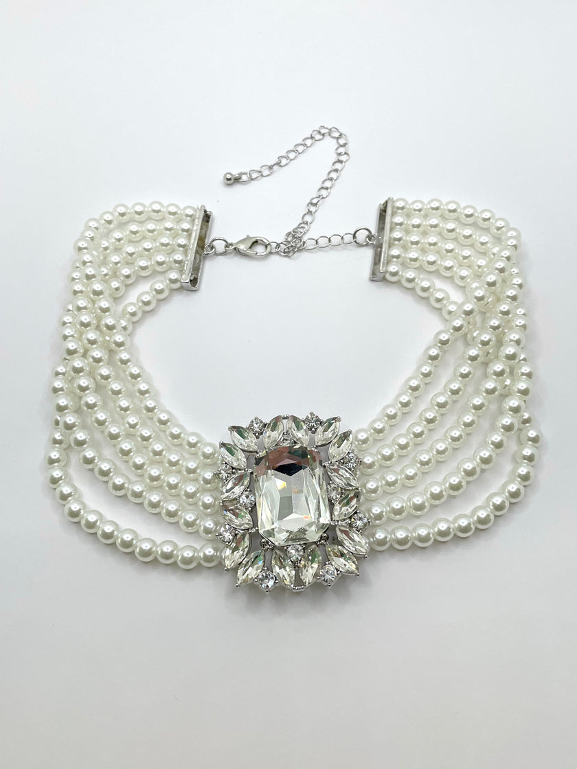 Leila Glamorous Crystal & Pearl Necklace