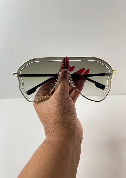Sihle Exaggerated Aviator Style Tinted Lens Sunglasses