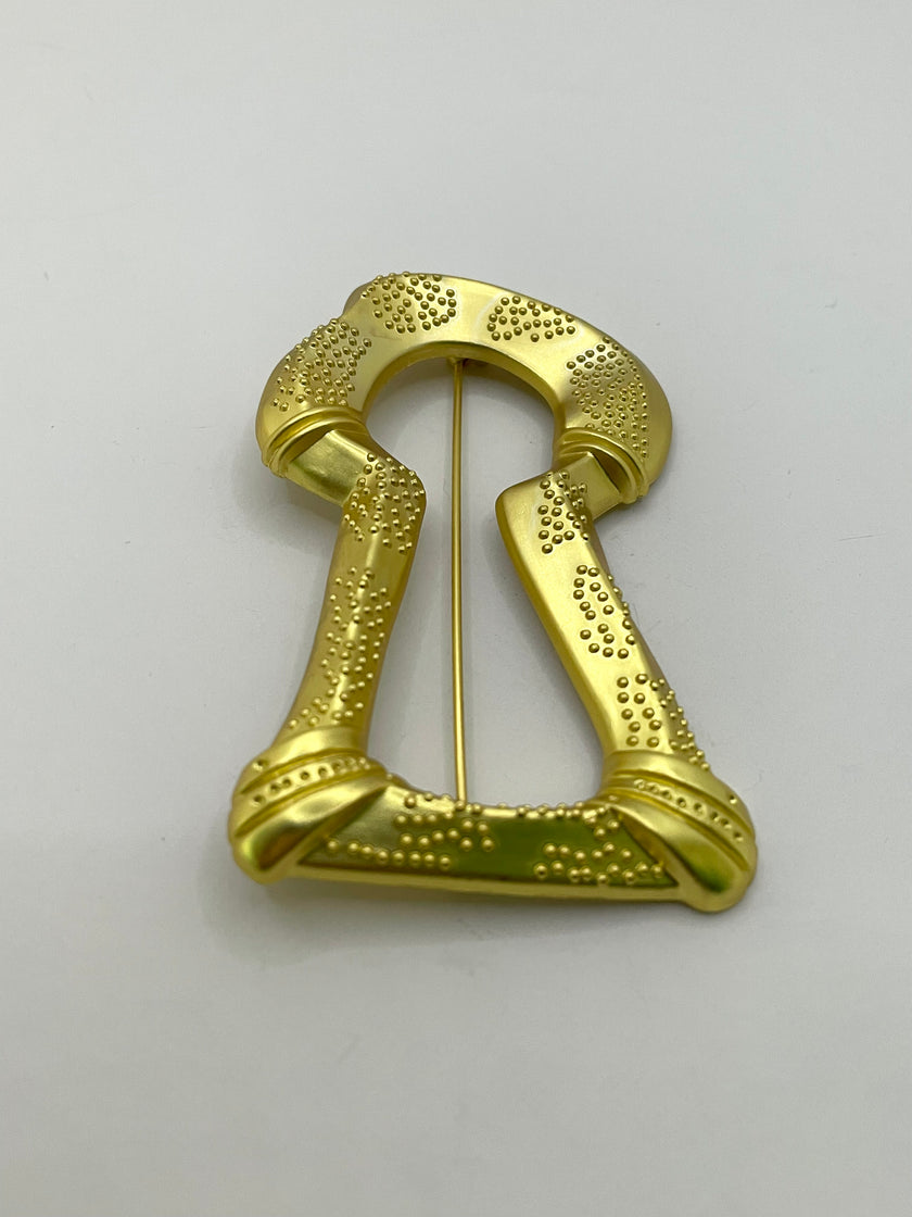 Kakanyo Gold Oversized Key Brooch