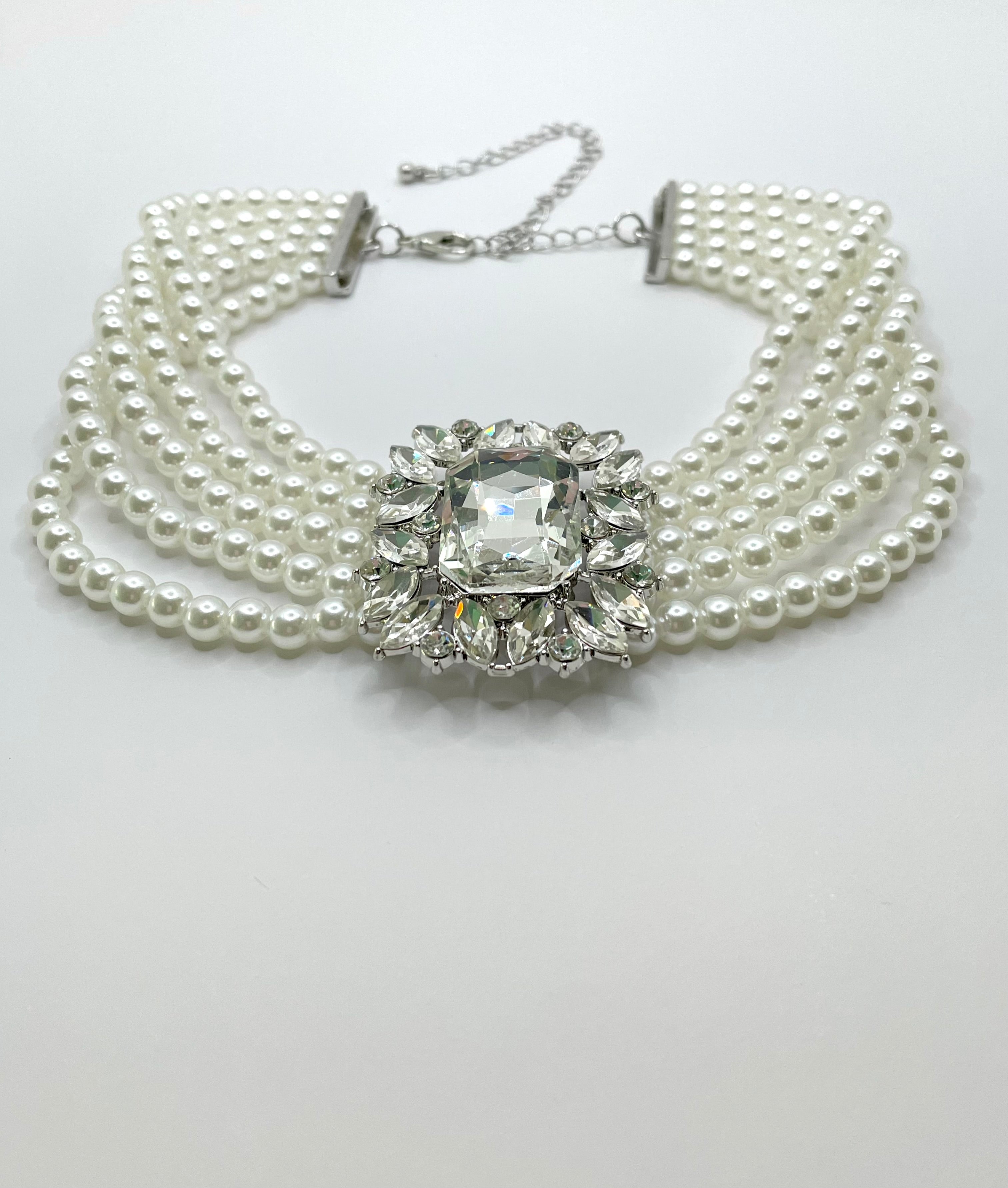 Leila Glamorous Crystal & Pearl Necklace