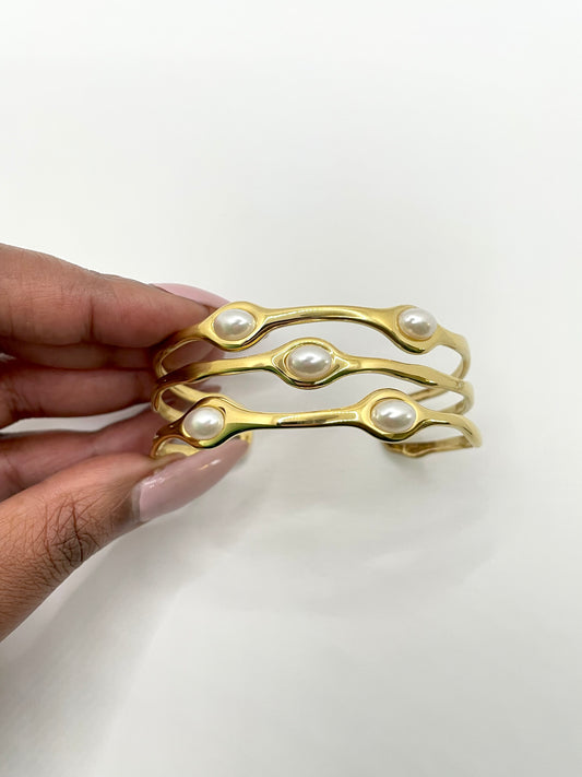 Nandipha Triple Thread Gold & Pearl Cuff