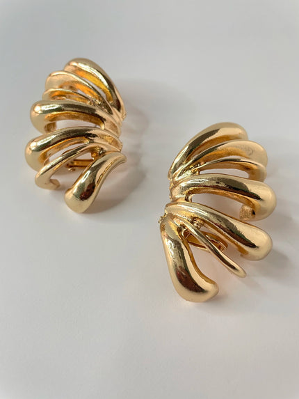 Briska Gold Threaded Wing Ear Cuff Earring