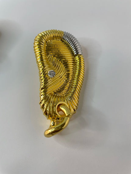 Modaiwa Gold & Silver Oreilles Textured Earrings