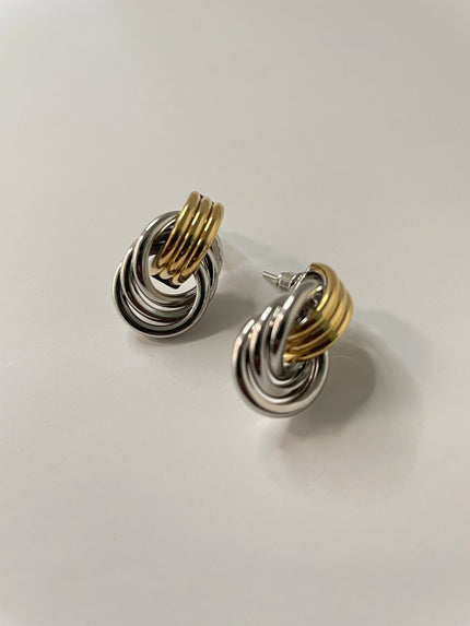 Refi Mixed Metal Swirl Vintage Earring