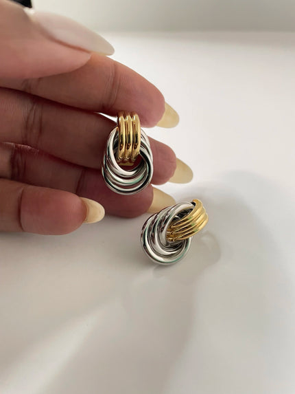 Refi Mixed Metal Swirl Vintage Earring