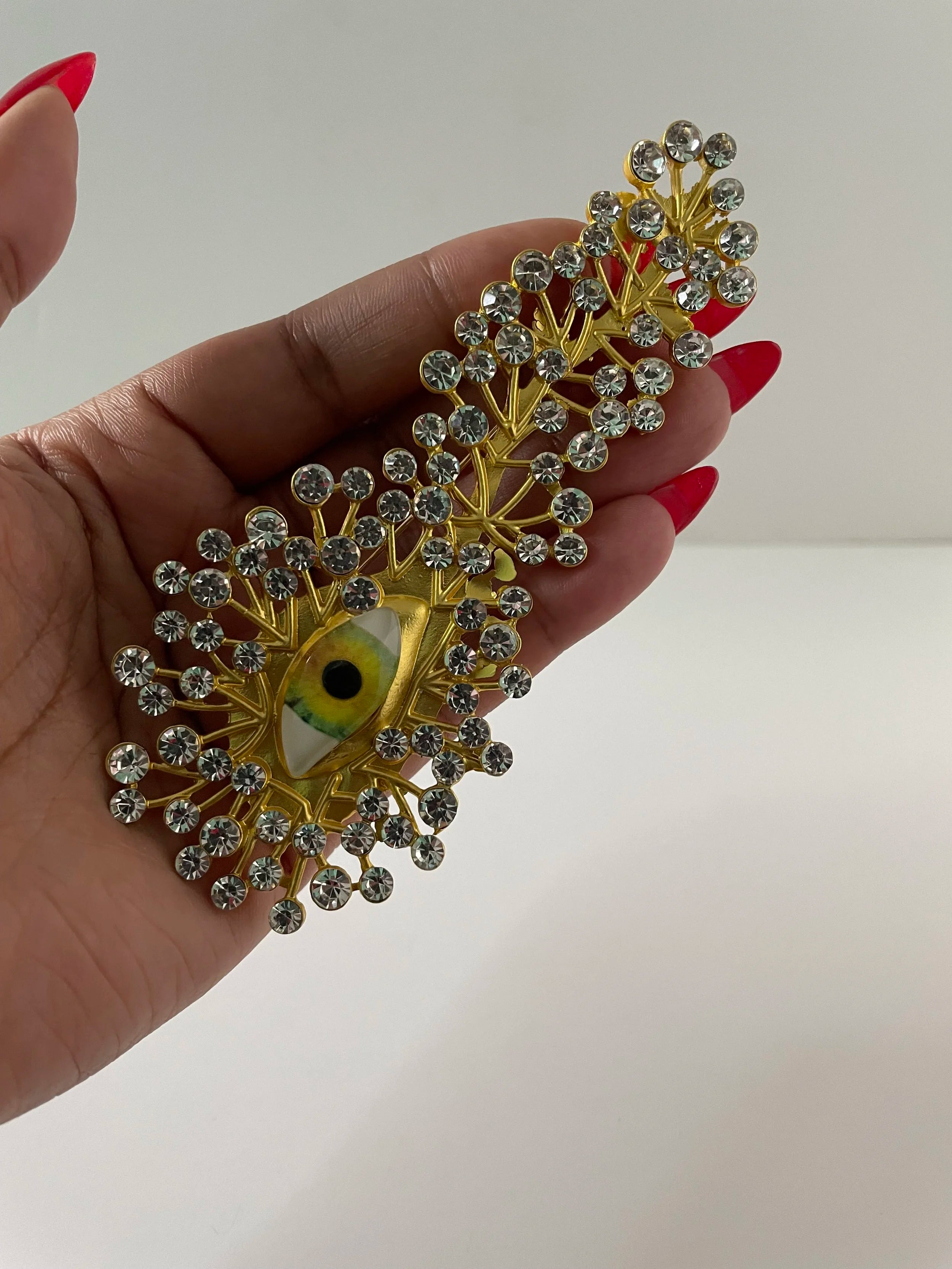 Mamohau Abstract Gold Oversized Metal Eye Brooch