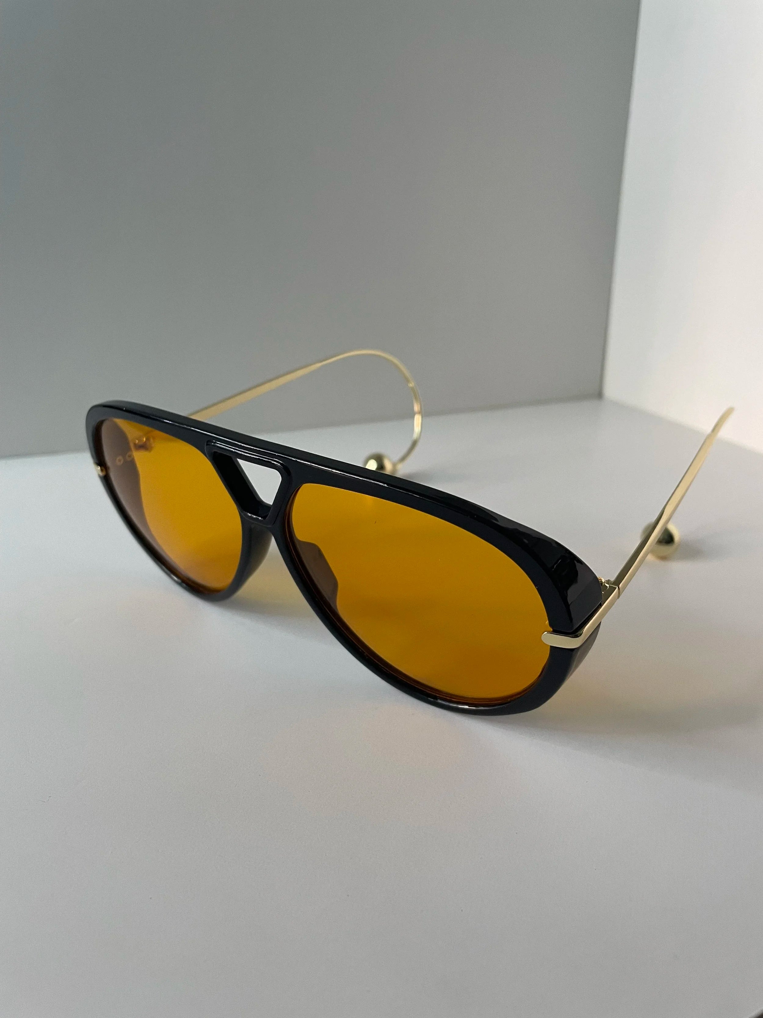 Thuli Oversized Black & Orange Aviator Sunglasses