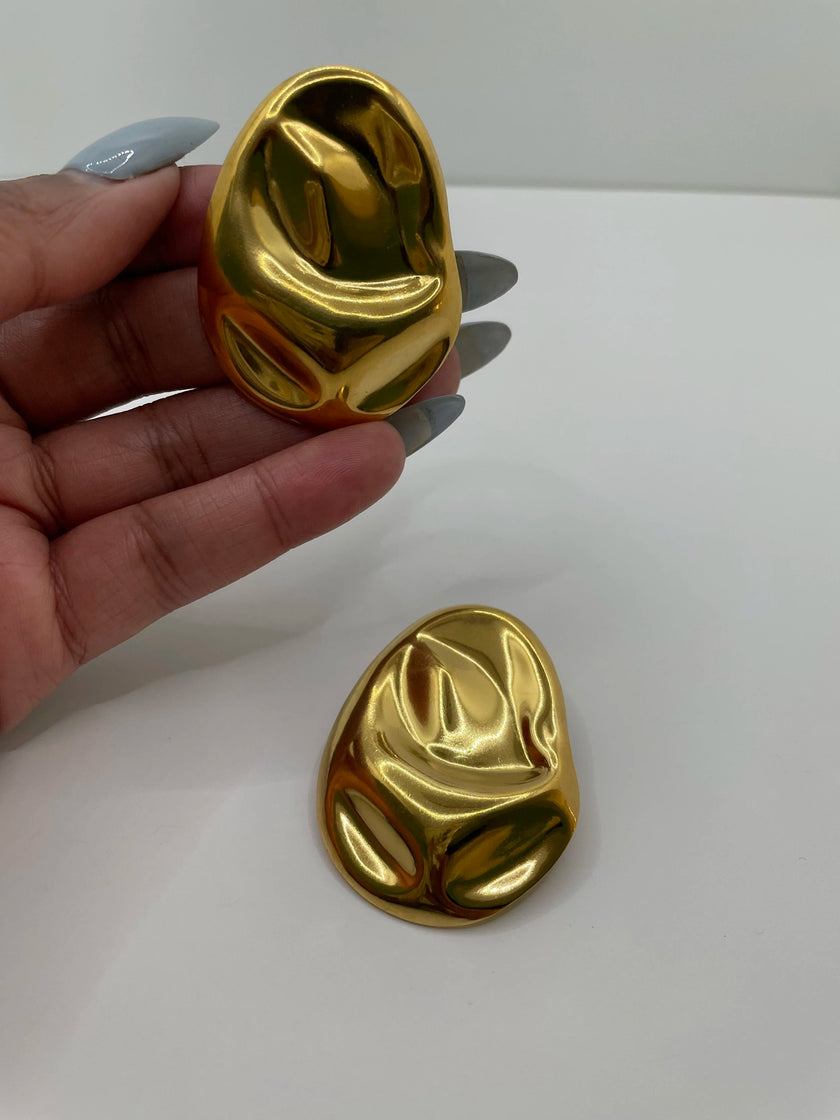 Sibulele Gold Textured Moon Stud Earrings