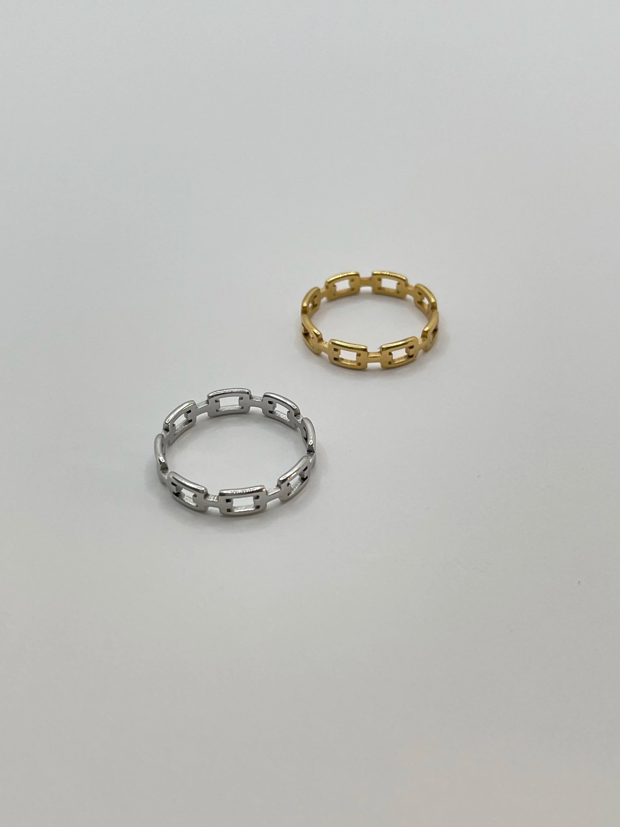 Leago Mixed Metal Minimal Ring Set