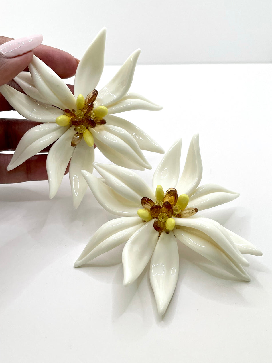Mapi Oversized White & Yellow Flower Earrings