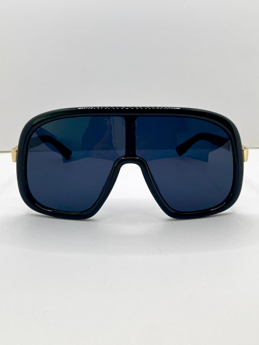 Lotte Oversized Black Visor Style Tinted Lens Sunglasses