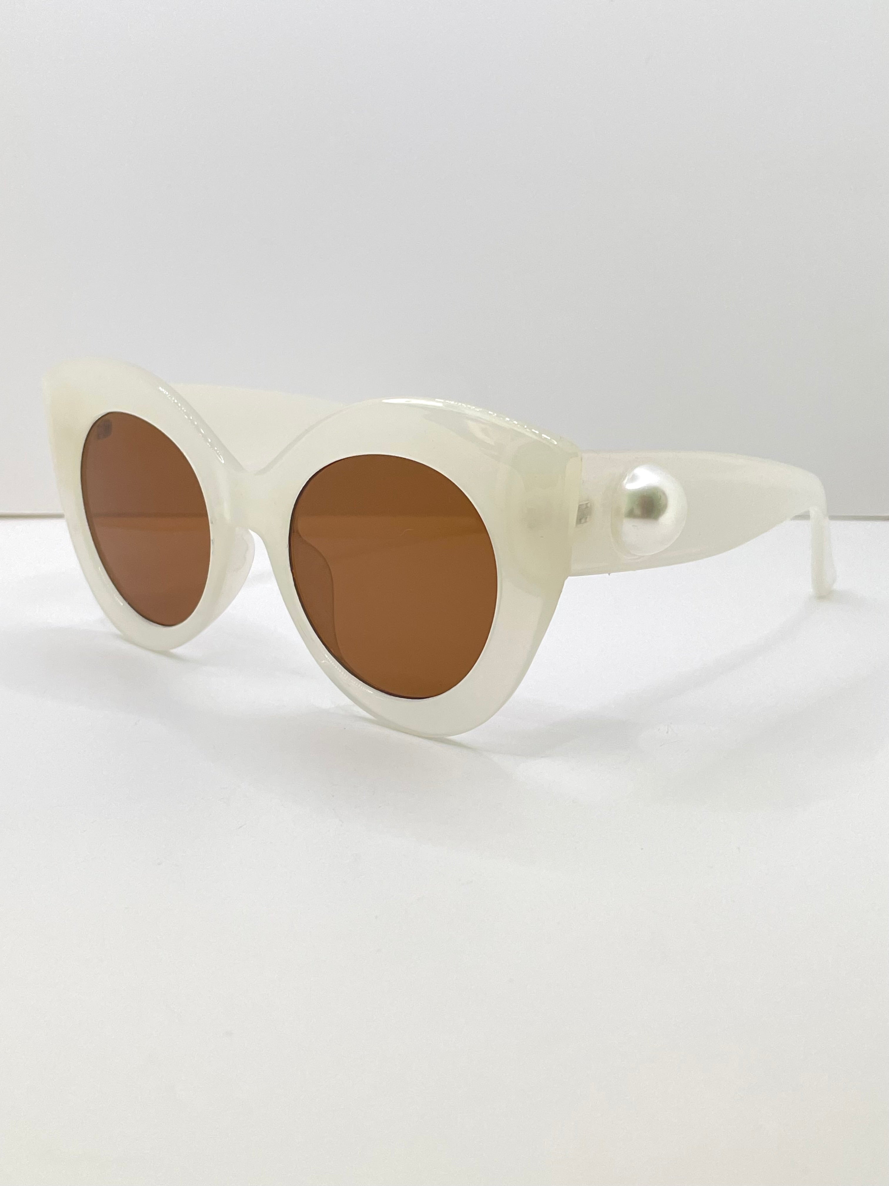 Dudu Cream Vintage Cat Eye Style Sunglasses