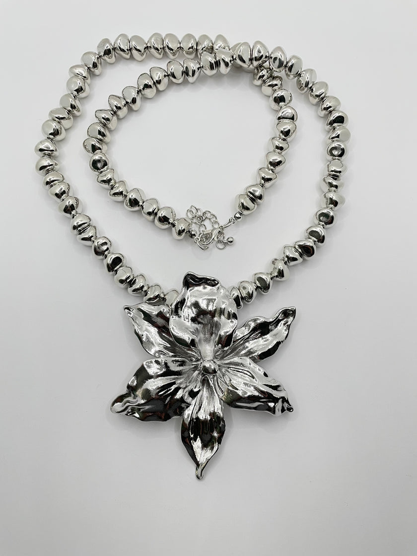 Ashlah Silver Flower Statement Necklace