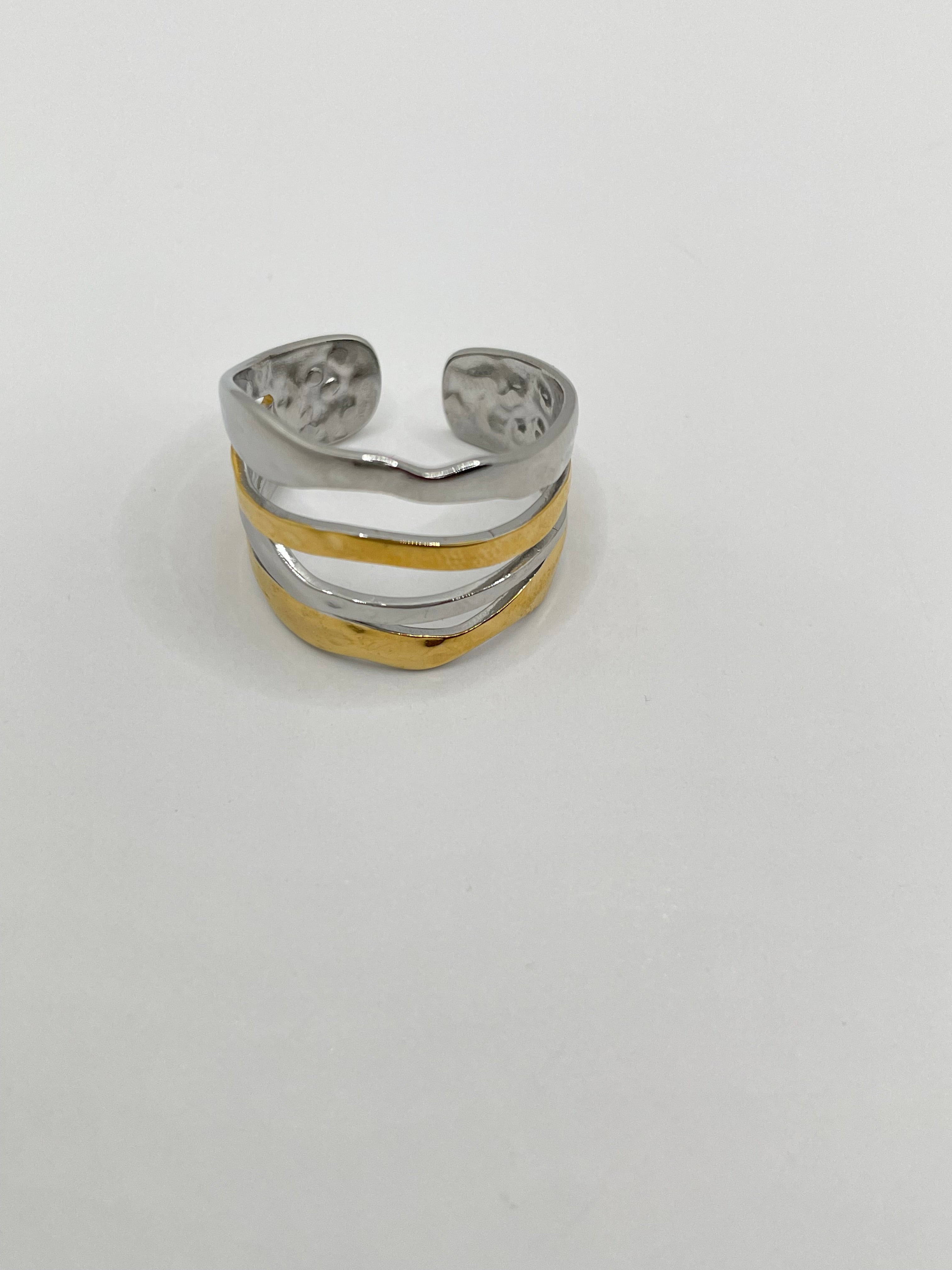 Gugu Mixed Metal Triple Band Ring