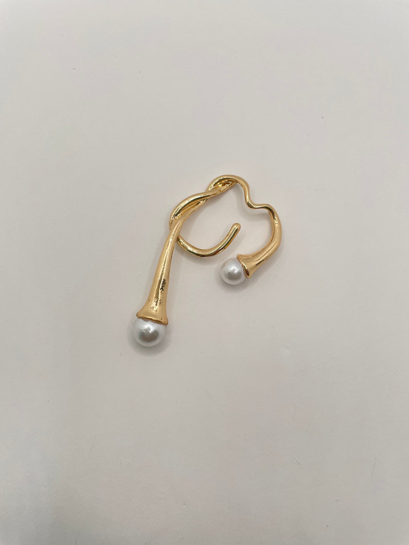 Jasmine Gold & Double Pearl Ear Cuff