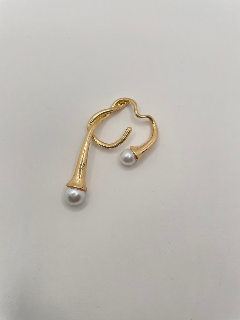 Jasmine Gold & Double Pearl Ear Cuff