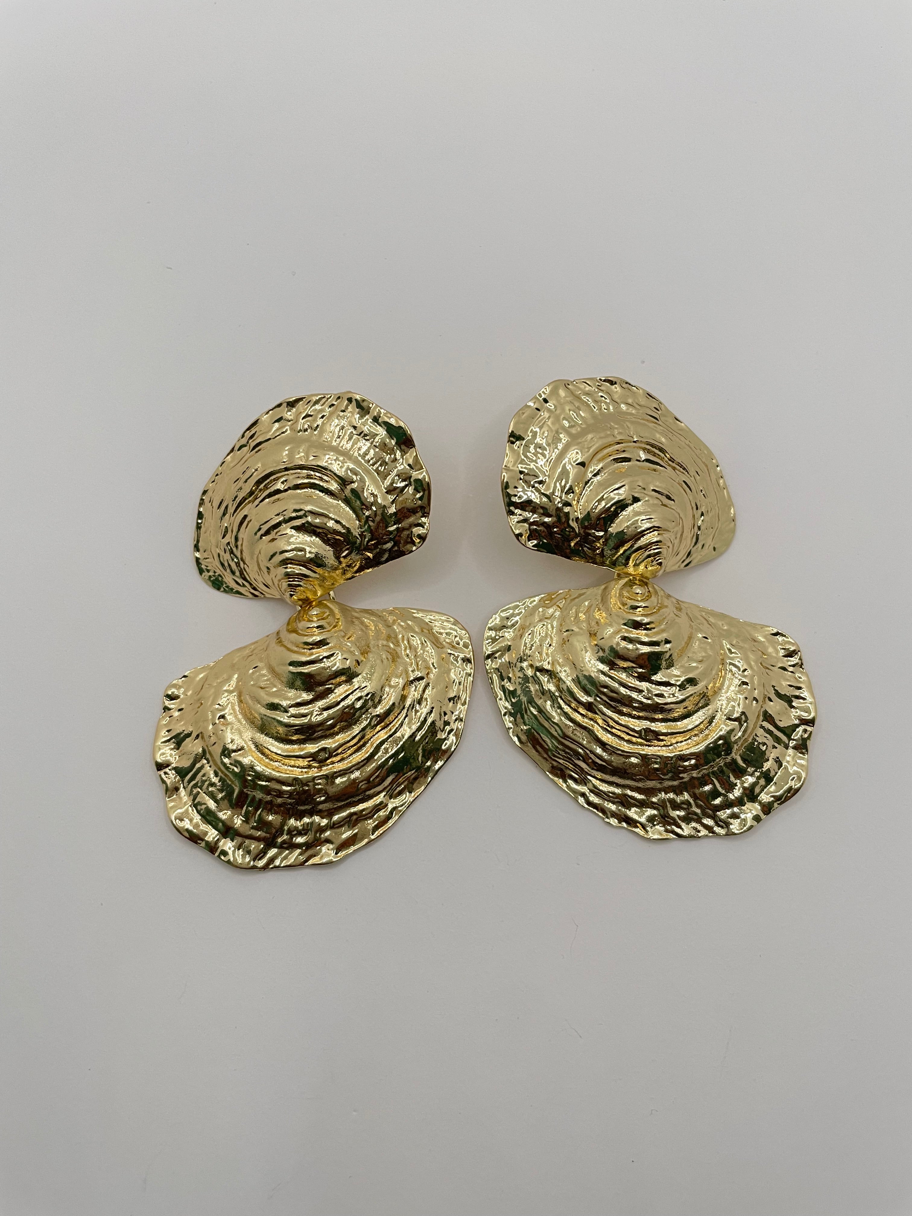 Minny Gold Textured Shell Drop Earrings