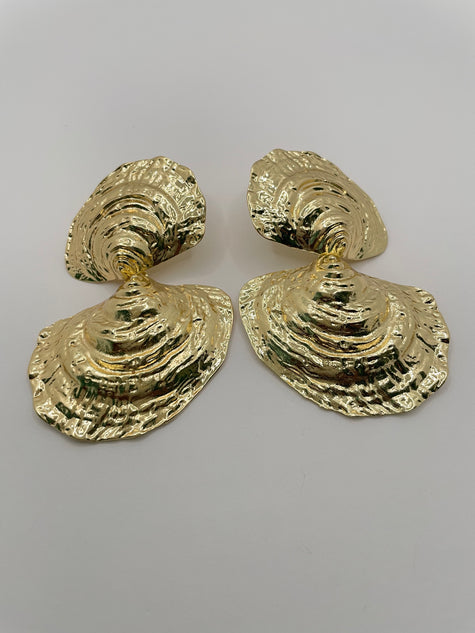 Minny Gold Textured Shell Drop Earrings