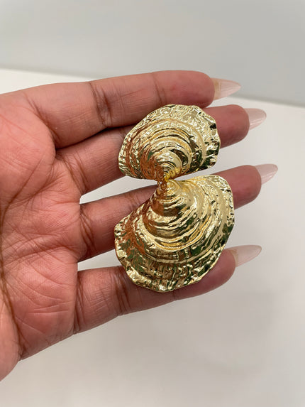 Minny Gold Textured Shell Drop Earrings