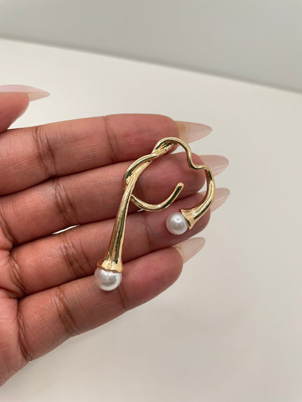 Jasmine Gold & Double Pearl Ear Cuff