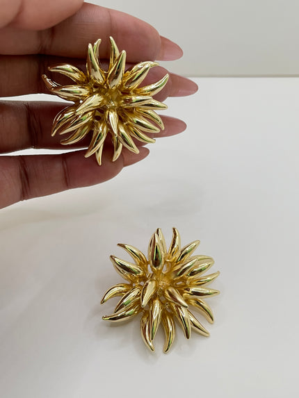 Kiera Gold Dahlia Flower Earring