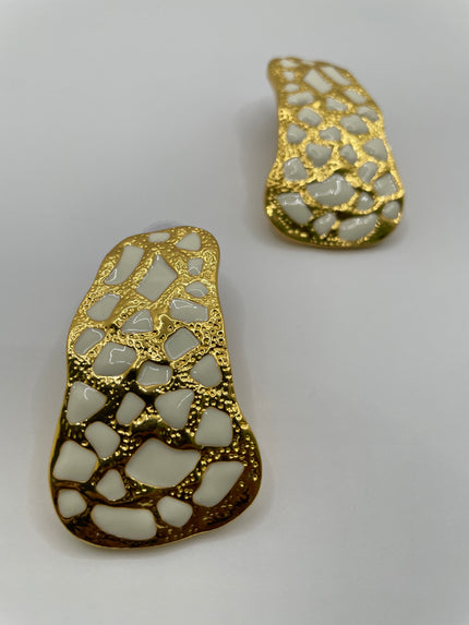 Busisiwe Gold & White Sculptural Drop Earring