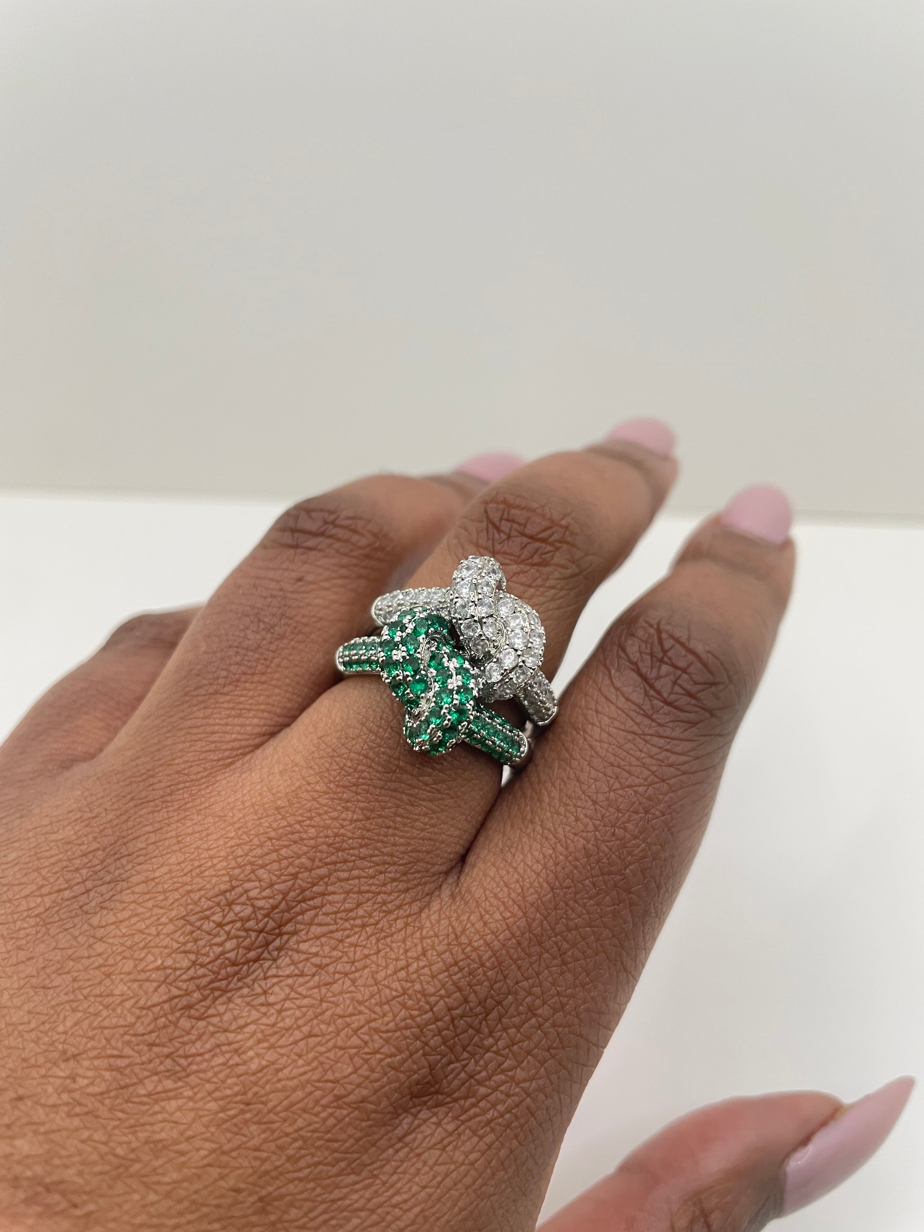 Kgah Silver & Green Twist Embellished Ring Set