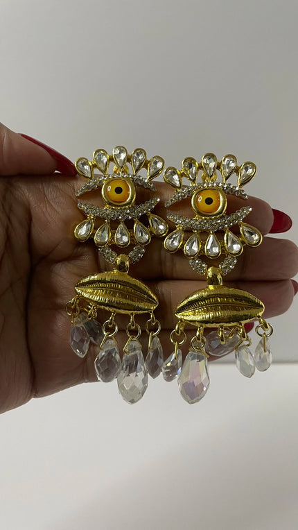 Lihlo Gold Bouche & Eye Earrings