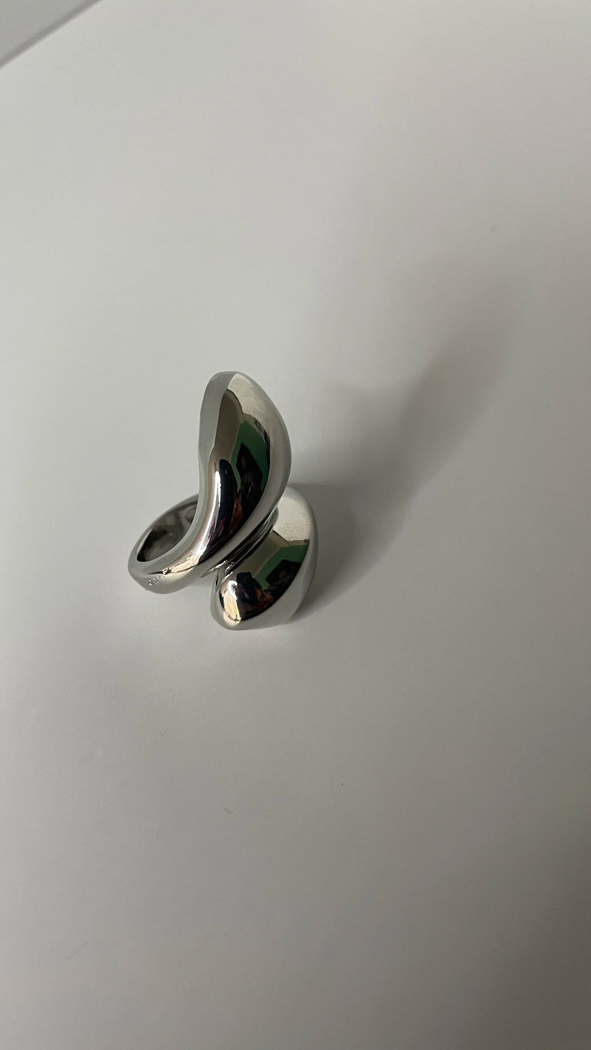 Kaya Silver Wrap Around Teardrop Ring