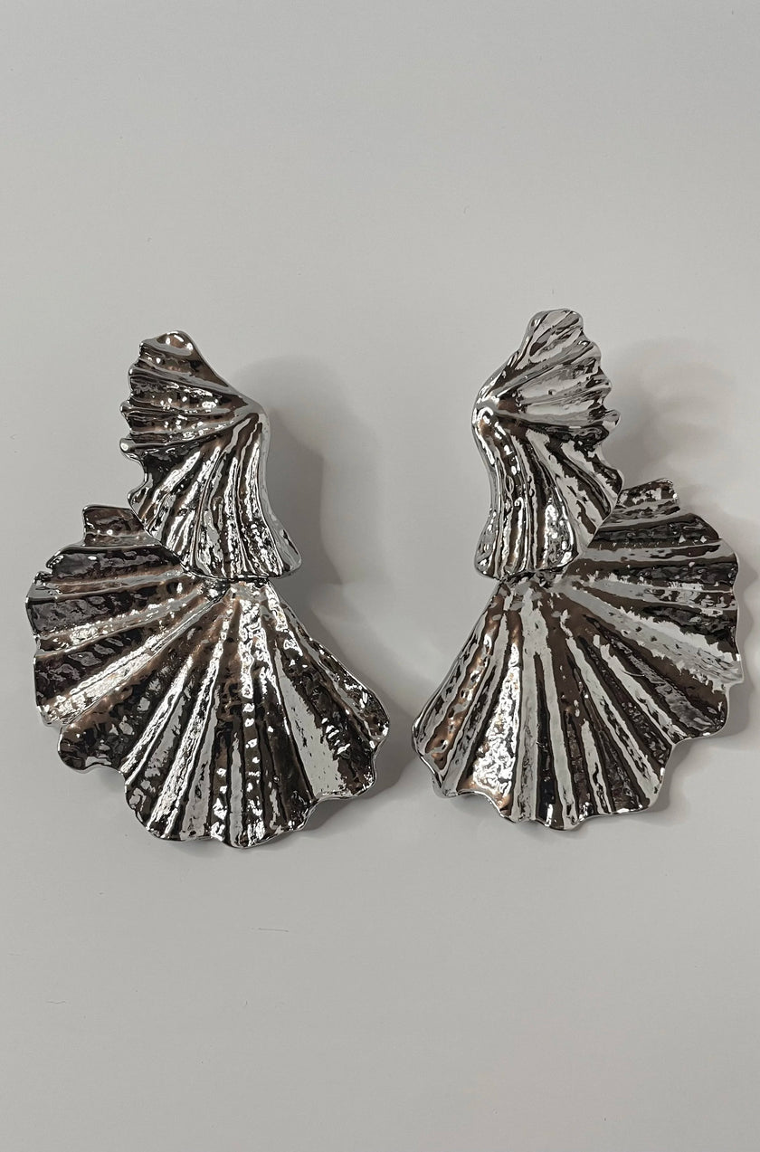 Obakeng Silver Ridge Shell Drop Earring